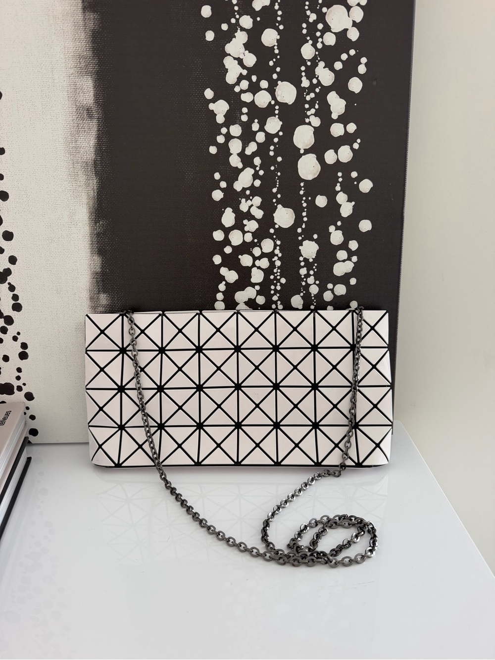 Baobab Collection White Geometric Shoulder Bag with Gunmetal Chain